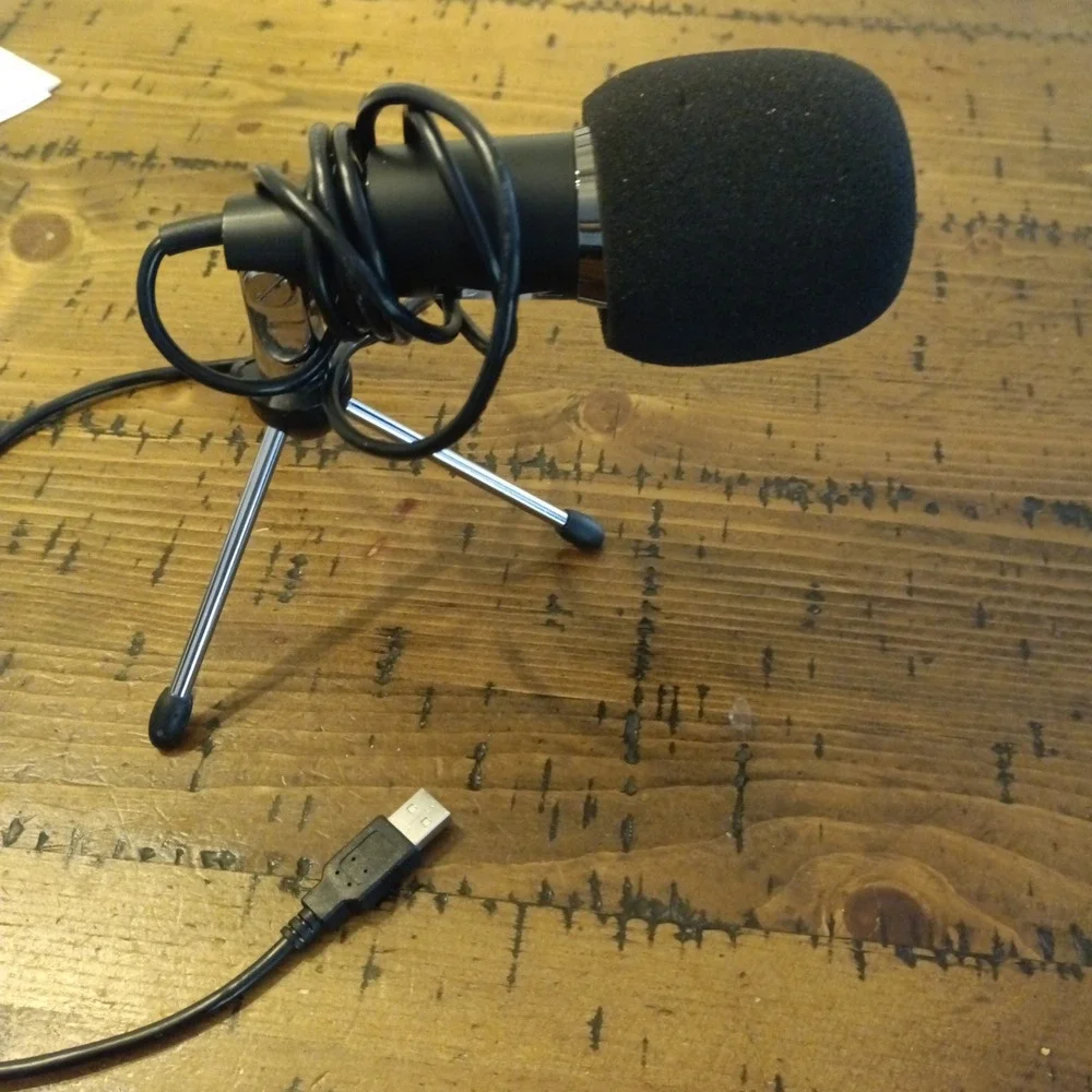 Fifine Technology USB Condenser Microphone with Tripod Stand ISS-024 Black a14